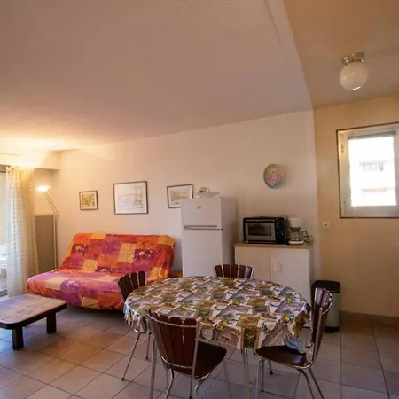 Nice 45m With Terrace In * Frejus